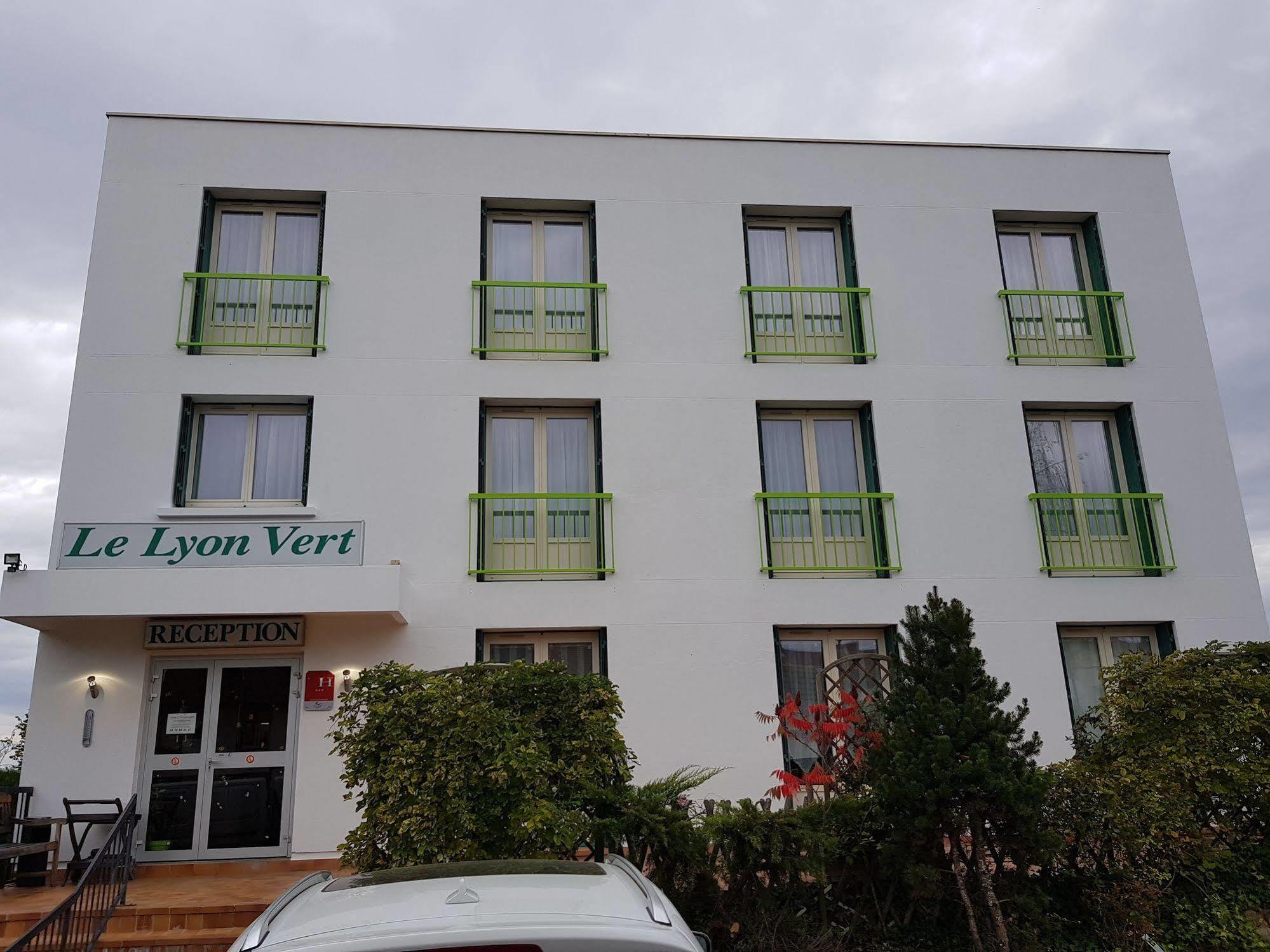 Hotel Le Lyon Vert Commentry Zewnętrze zdjęcie